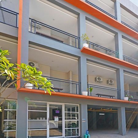 Capital O 1898 Louise Place Cianjur Ngoại thất bức ảnh