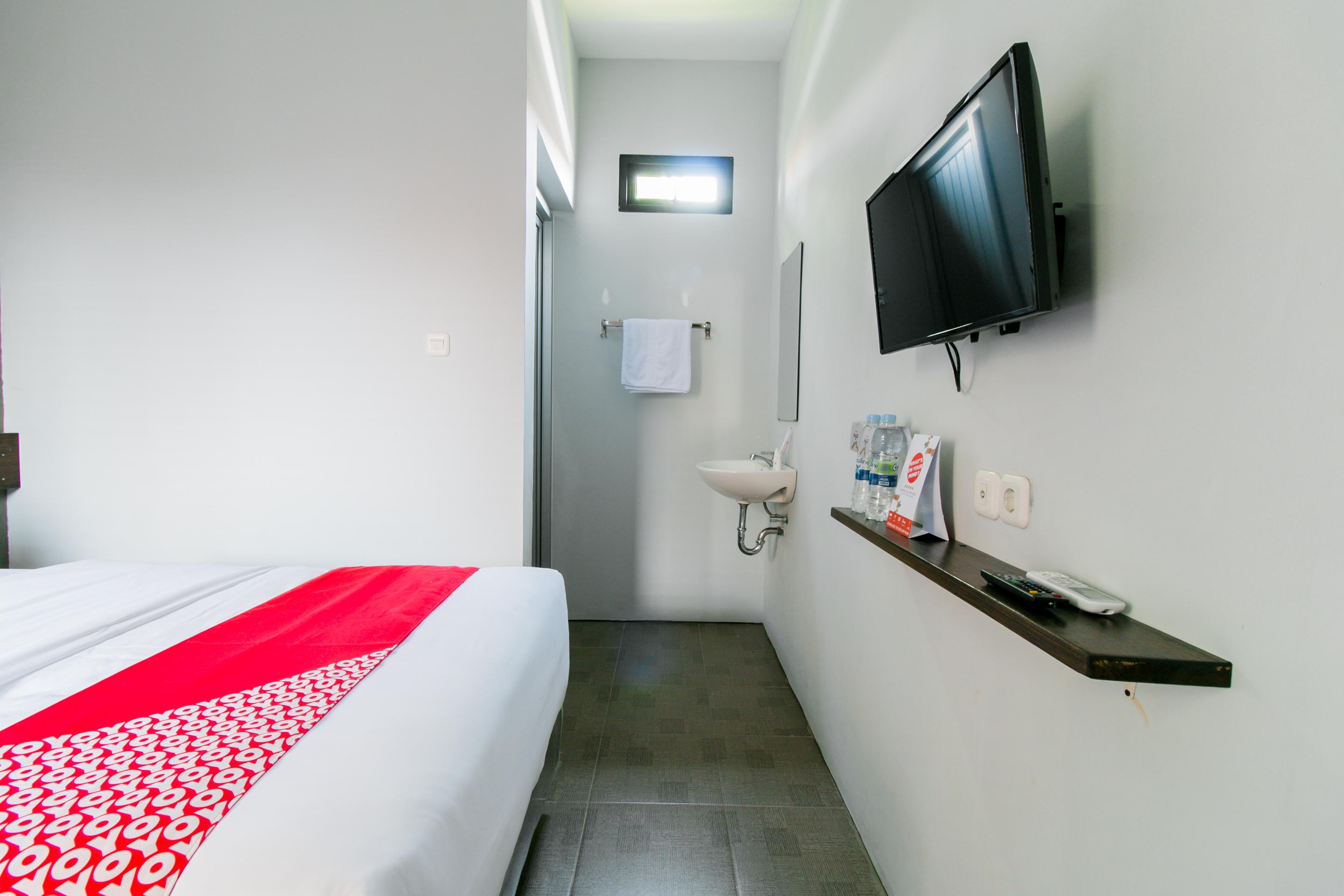 Capital O 1898 Louise Place Cianjur Ngoại thất bức ảnh