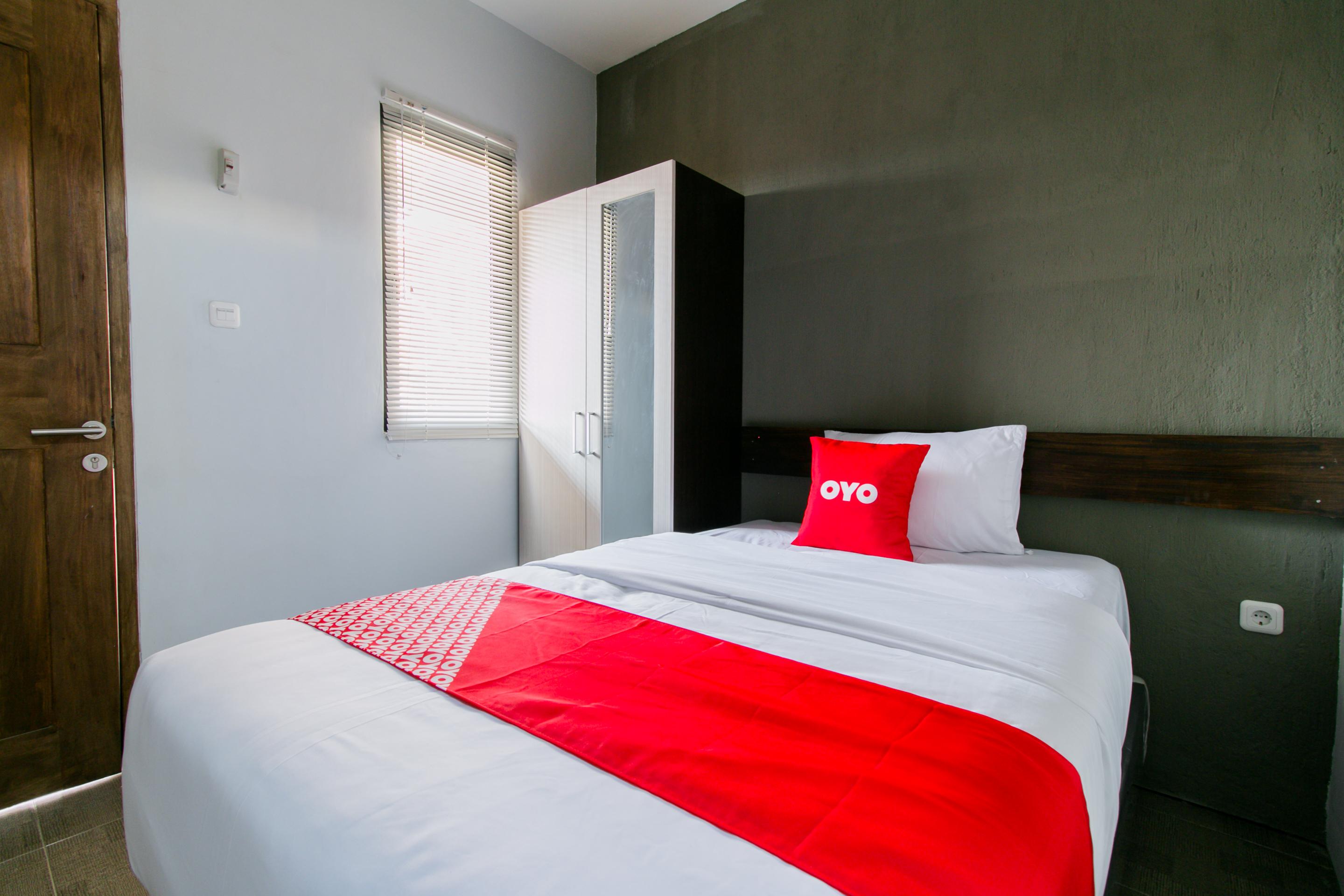 Capital O 1898 Louise Place Cianjur Ngoại thất bức ảnh