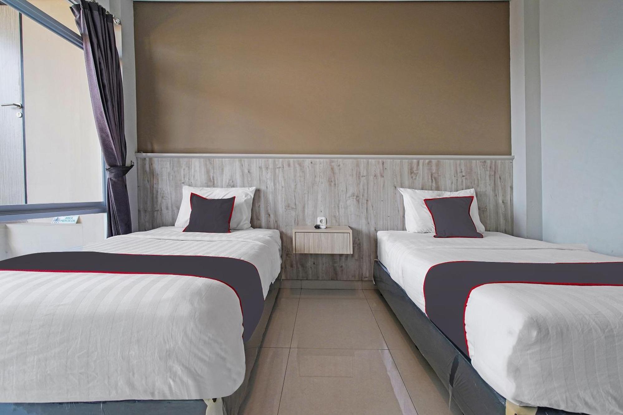 Capital O 1898 Louise Place Cianjur Ngoại thất bức ảnh